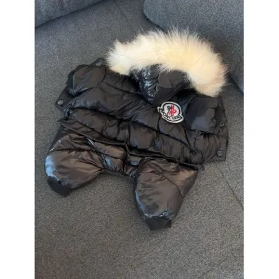 Зимний комбинезон для собак MONCLER, черный