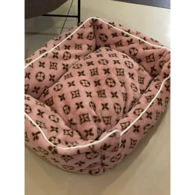 Лежанка для собак і котів Louis Vuitton м'яке штучне хутро, рожева