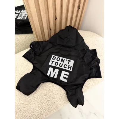 Дощовик для собак чорний з написом DON’T TOUCH ME, водонепроникний комбінезон з капюшоном