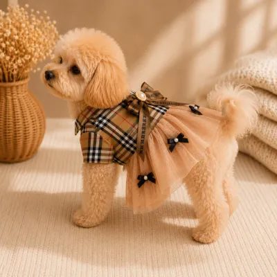 Сукня для собак у клітинку з бантом Burberry | Елегантний одяг для улюбленців
