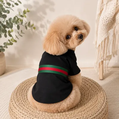 Футболка для собак Gucci чорна з зелено-червоною смугою