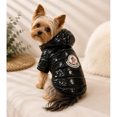 Зимня куртка для собак MONCLER на пуху з капюшоном, чорна
